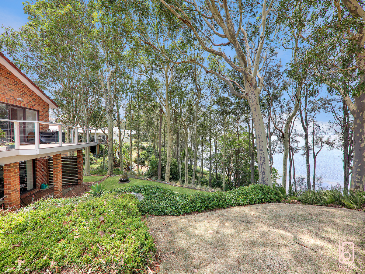 64 Tuggerawong Road, Wyongah