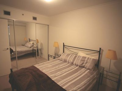 802 / 1 Hosking Place, Sydney