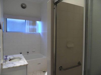 28 Athelstane Ave, Arncliffe