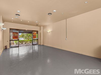 4&5 / 466 Boundary Street, Spring Hill