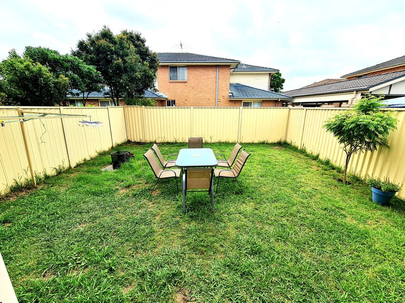 60B Hill End Road, Doonside