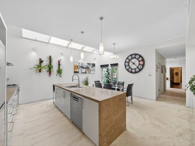 152 Bridge Road, Glebe