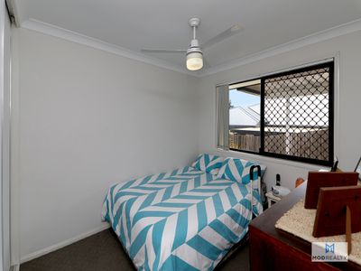 6 Eric Drive, Blackstone