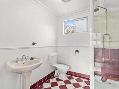 296 Railway Parade, East Cannington