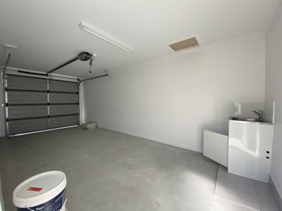 1&2 / 9 Como Place, Waterford West