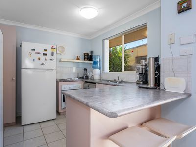 2 / 110 Collins Street, Piccadilly