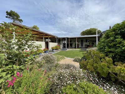 2 FARMER STREET, Rendelsham