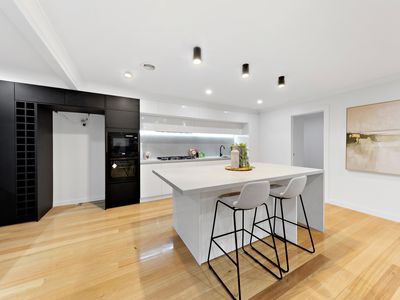 8 Pinnacle Way, Fraser Rise