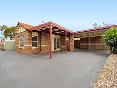 2 Skipper Drive, Altona Meadows