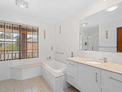 4 Park Avenue, Morisset Park