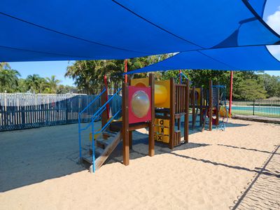 61 / 760 Scenic highway, Kinka Beach