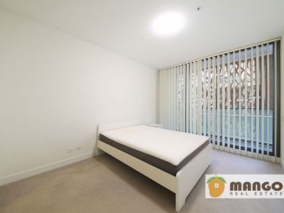 101 / 7 Rider Boulevard, Rhodes