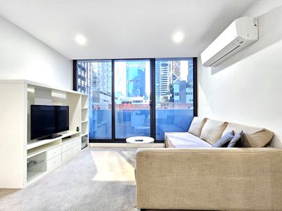 307 / 8 Sutherland Street, Melbourne