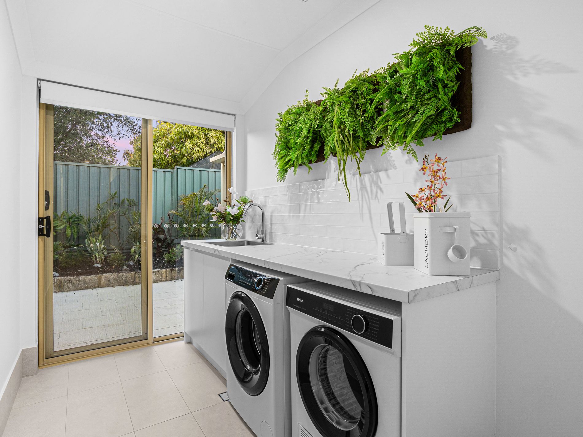 15 Kirwan Way, Winthrop