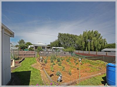 58 Avenue Road, Foxton