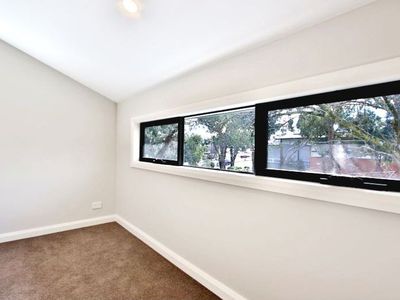 2 / 148 Blackburn Road, Doncaster East