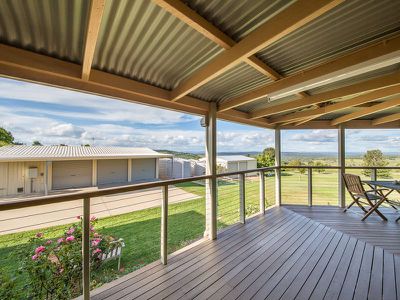 42 Macaulay Drive, Kingaroy
