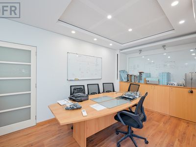 11 / 30-32 Vinnicombe Drive, Canning Vale