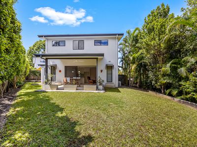 1 / 21 Tewantin Road, Cooroy