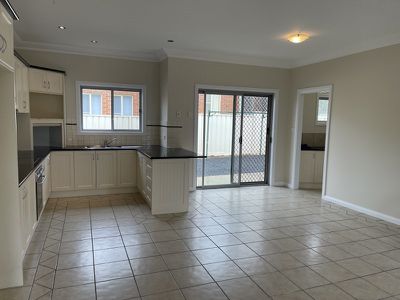 2 / 73 Denne Street, Tamworth