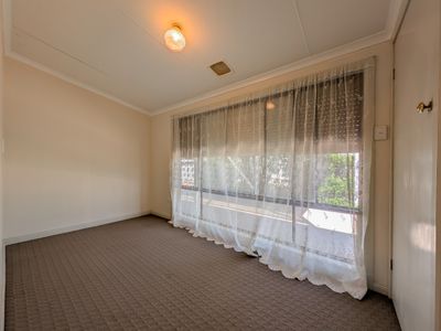 12 Muir Avenue, Kerang