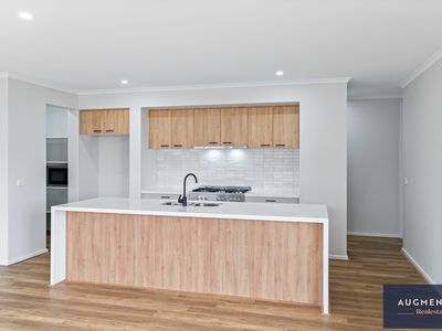 9 Soderstrom Street, Lucas