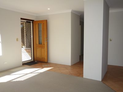3/8 Piedmont Court, Nollamara