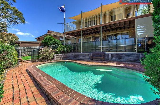 10 Ashford Cresent, Westmeadows