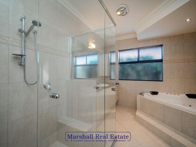 21 King David Blvd, Madeley