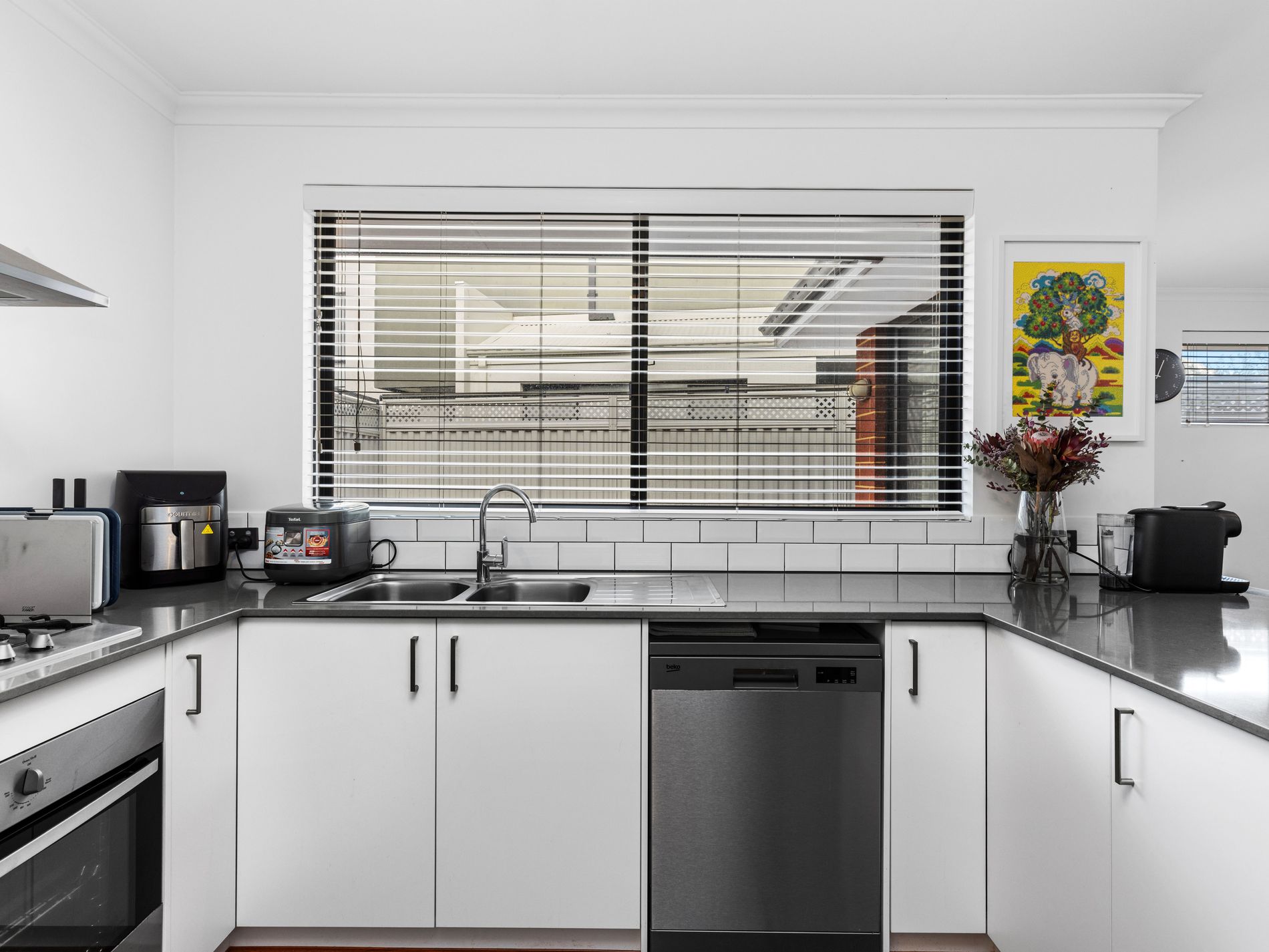 2C Troytown Way, Melville