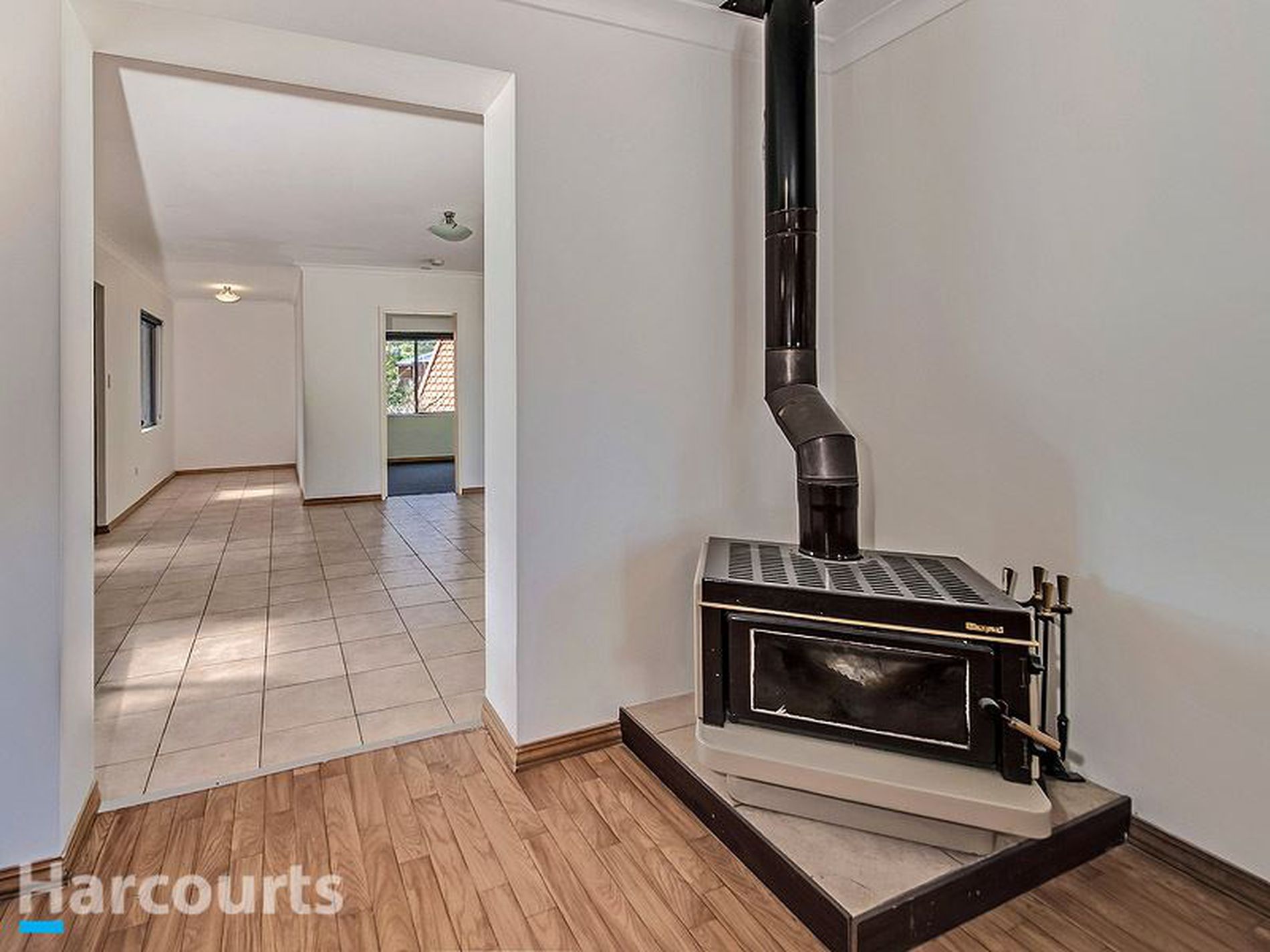 2 Chrisp Place, Yanchep