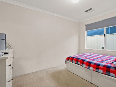 11 Warrior Boulevard, Pinjarra
