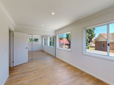 7 Gowrie Crescent, Westmead