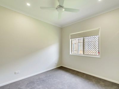 4 a Sallyanne Street, Doolandella