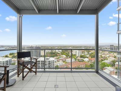 2308 / 1 Como Crescent, Southport