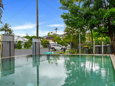 1 / 282 Lake Street, Cairns North