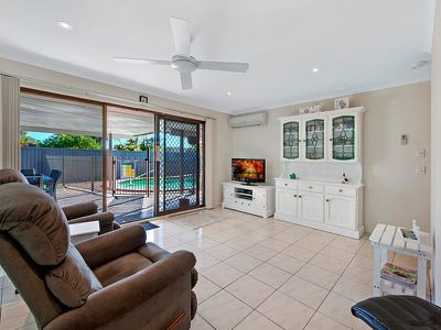 21 Shearwater Street, Burleigh Waters