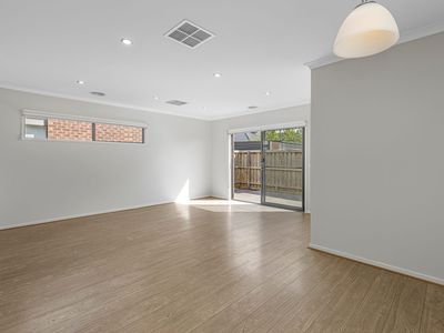 12 Adelong Street, Werribee