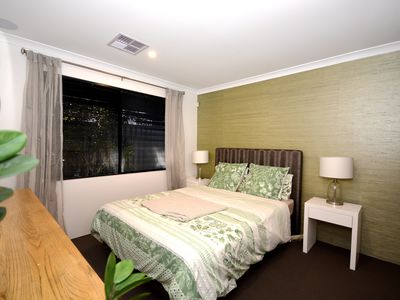 7 Windermere Boulevard, Aveley