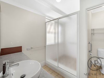 70 Golf Links Drive, Carramar