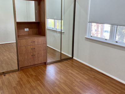 8 Grainger Avenue, Mount Pritchard