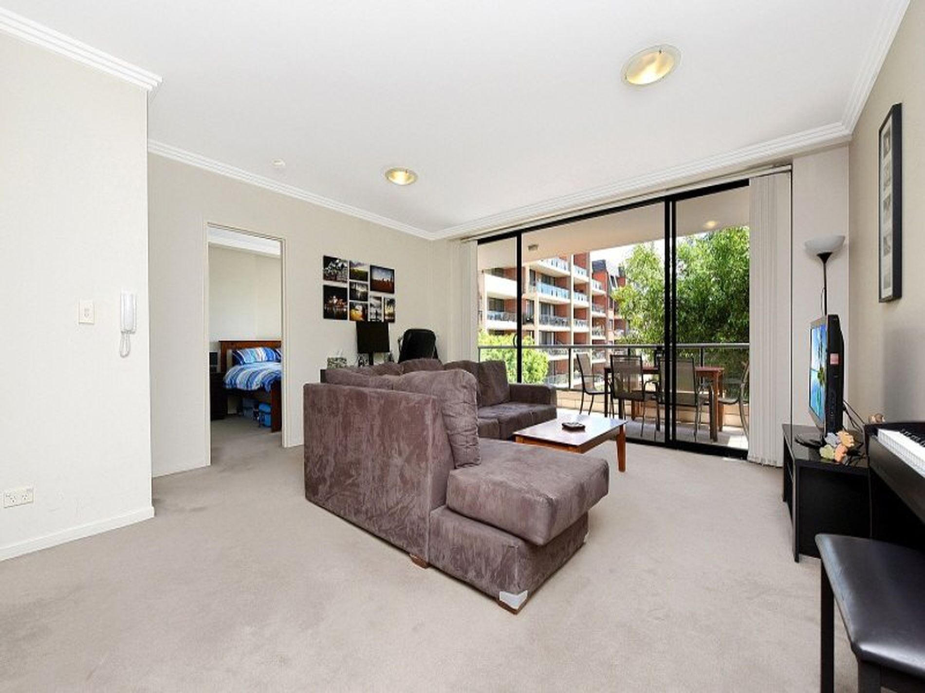 12307 / 177 Mitchell Road, Alexandria