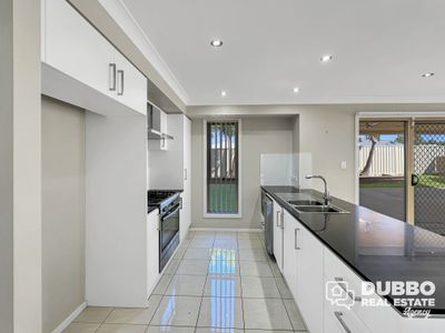 27 Linda Drive, Dubbo