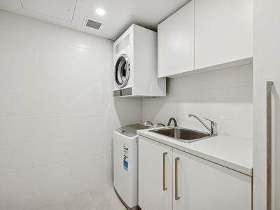 4 / 39-43 Bow River Crescent, Burswood