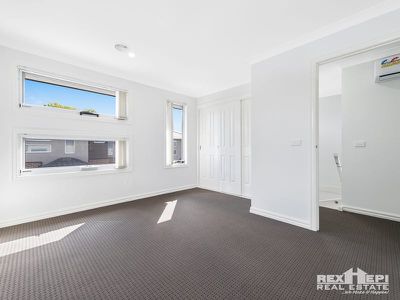 9 Pistachio Close, Hampton Park