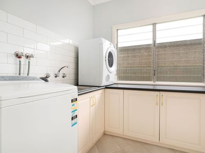 456 HALL AVENUE, Lavington