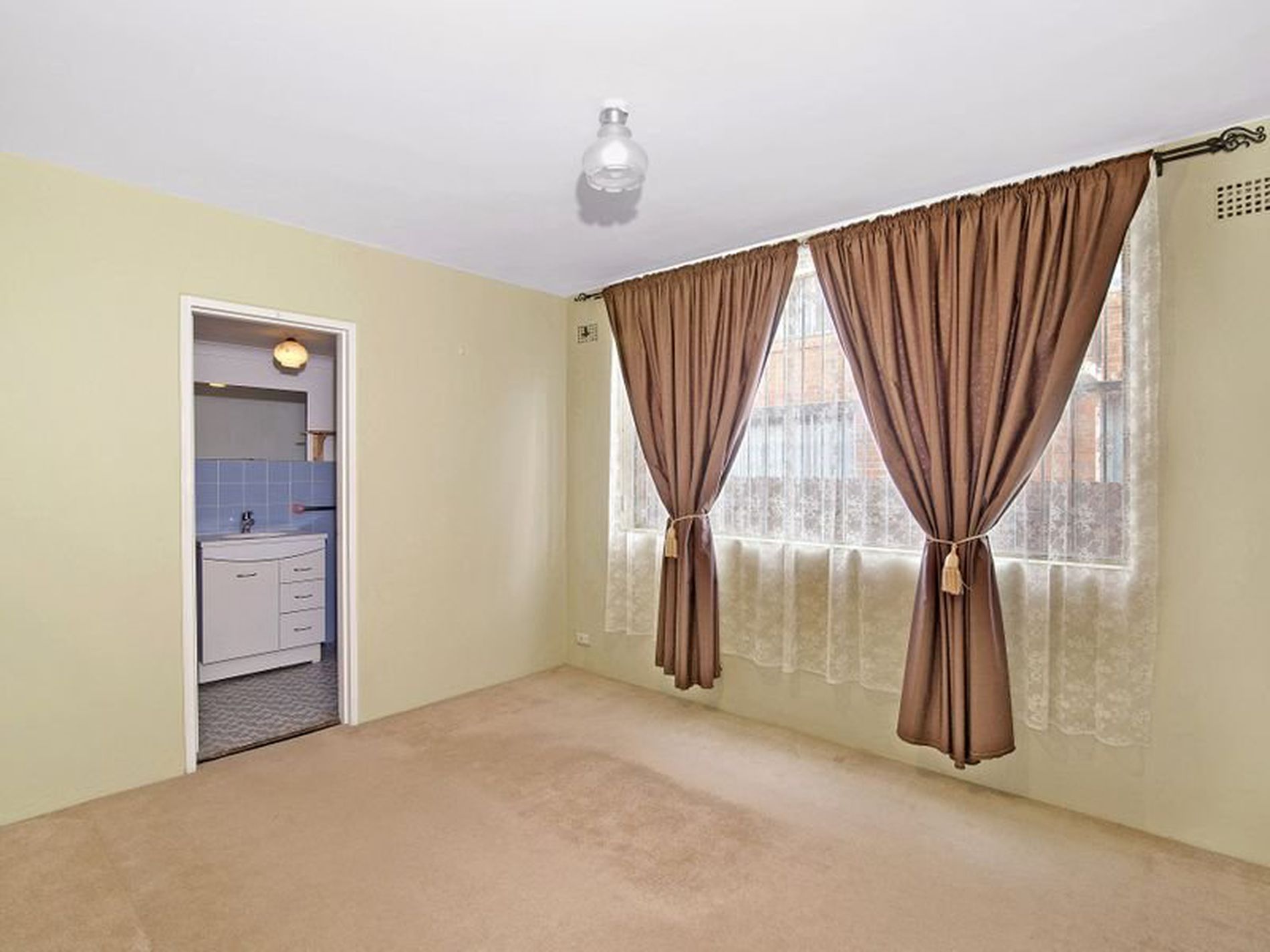 2 / 36 Rochester Street, Botany