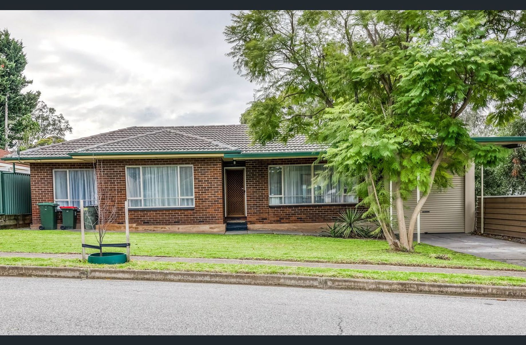 21 Greengate Grove, Hackham We Connect Property