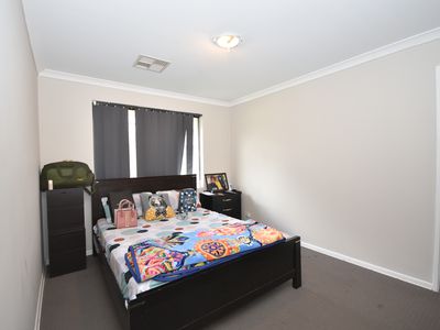 15 Efficient Way, Byford