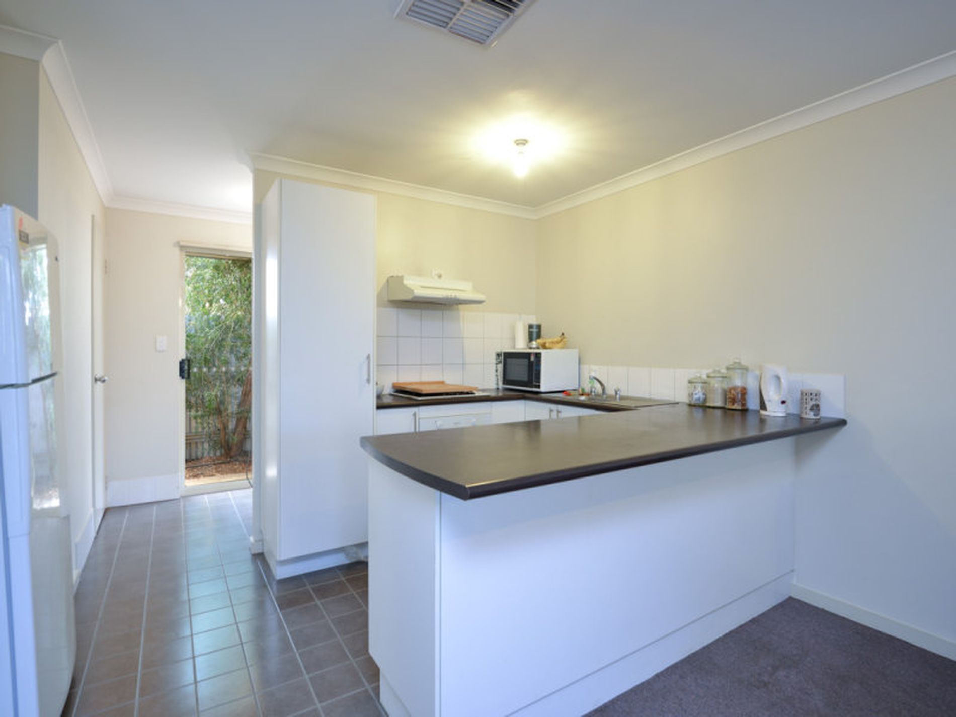 9 / 3 Great Eastern Highway, Somerville